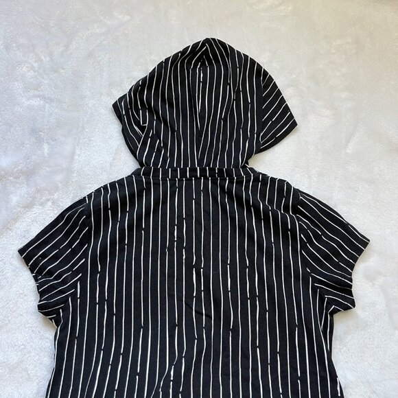 Disney The Nightmare Before Christmas Hooded Short Sleeve Tee JUNIORS Size XS/1 - Picture 8 of 8